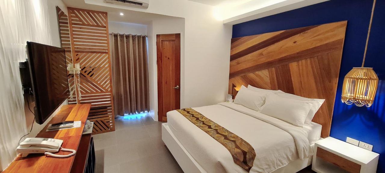 The Paragon Boracay Suites Manoc-Manoc Exteriör bild